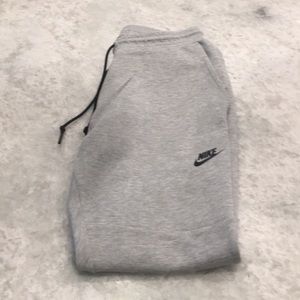 Nike tech fleece pans size small men’s
